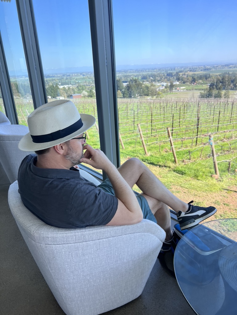 Modern tasting room a Furioso Vineyard, Dundee Hills, Willamette Valley.